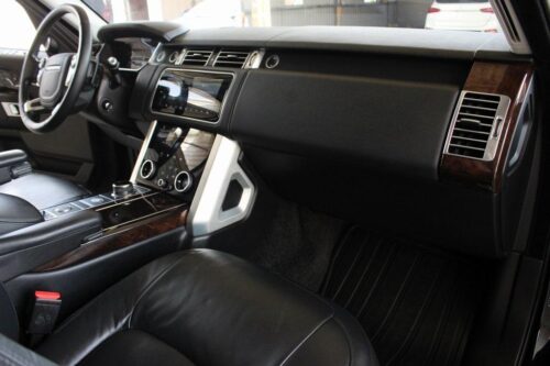 2020 LAND ROVER Range Rover - Image 30