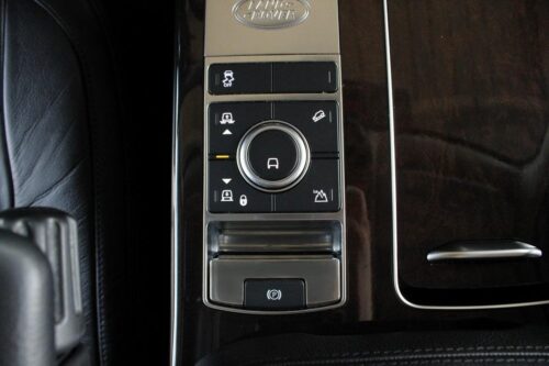 2020 LAND ROVER Range Rover - Image 26