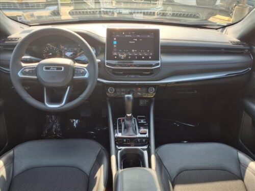 2023 JEEP Compass - Image 29