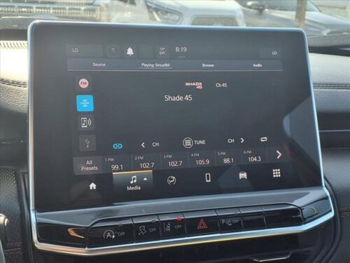 2023 JEEP Compass - Image 27