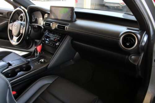 2021 LEXUS IS - Image 22