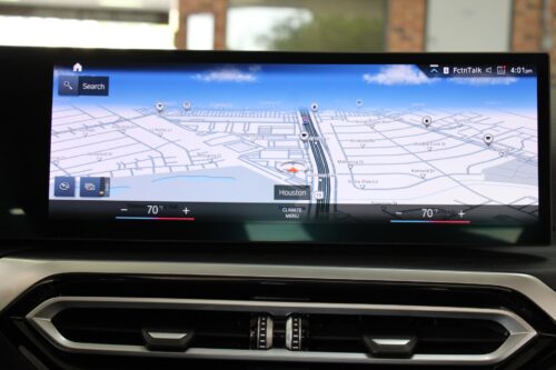 2024 BMW 330i - Image 21