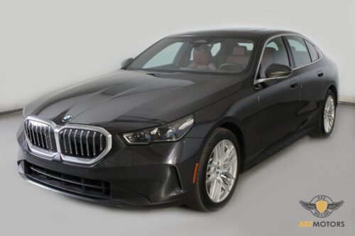 2024 BMW 530i - Image 32