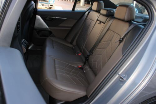 2024 BMW 530i - Image 13