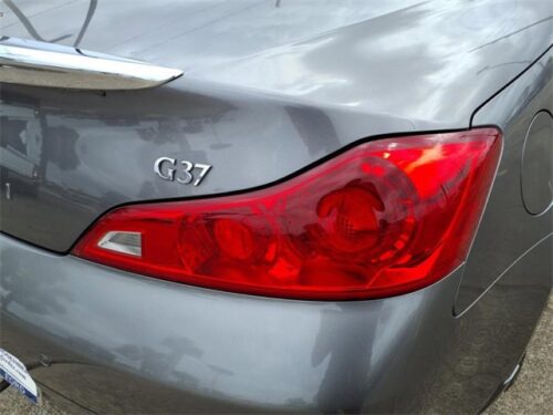 2013 INFINITI G37 - Image 10