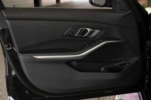 2024 BMW 330i - Image 16