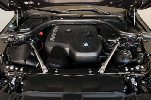 2024 BMW 530i - Image 6