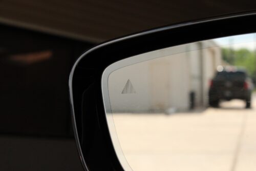 2024 BMW 330i - Image 6