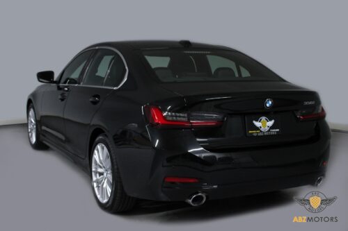 2024 BMW 330i - Image 33