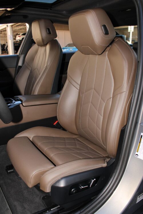 2024 BMW 530i - Image 26