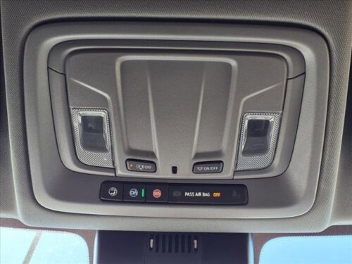 2024 CHEVROLET Silverado - Image 20