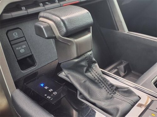 2022 TOYOTA Tundra - Image 20
