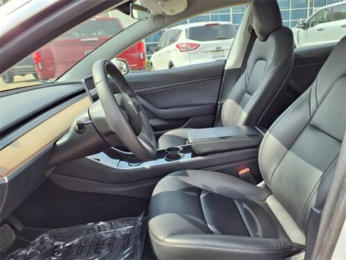 2020 TESLA Model 3 - Image 16