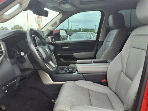 2022 TOYOTA Tundra - Image 14