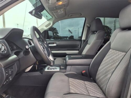 2018 TOYOTA Tundra - Image 13