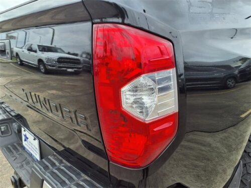 2018 TOYOTA Tundra - Image 10