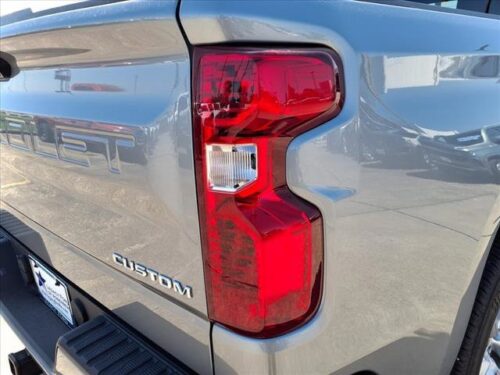 2024 CHEVROLET Silverado - Image 10