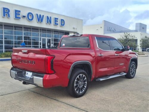 2022 TOYOTA Tundra - Image 30