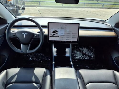 2020 TESLA Model 3 - Image 29