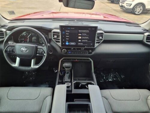 2022 TOYOTA Tundra - Image 29