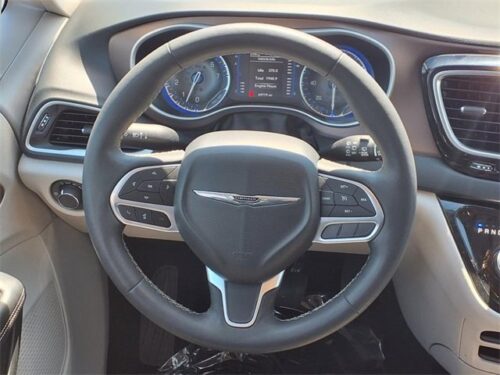 2023 CHRYSLER Voyager - Image 19