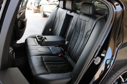 2021 BMW 540i - Image 16