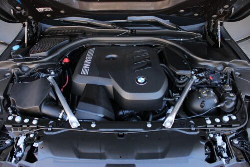 2024 BMW 530i - Image 6