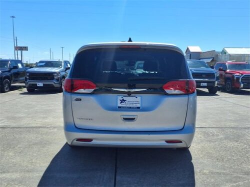 2023 CHRYSLER Voyager - Image 5