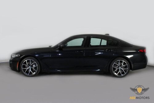 2021 BMW 540i - Image 31