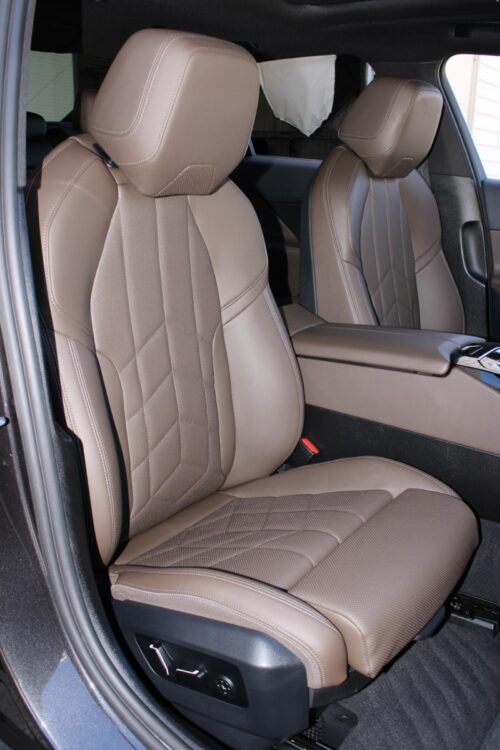 2024 BMW 530i - Image 26