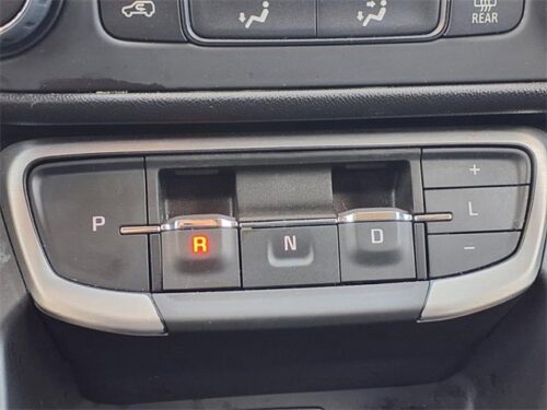 2024 GMC Terrain - Image 22