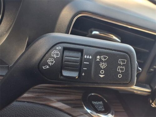 2023 FORD Explorer - Image 17