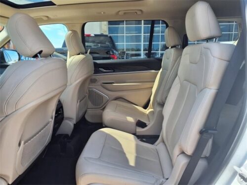 2021 JEEP Grand Cherokee L - Image 13