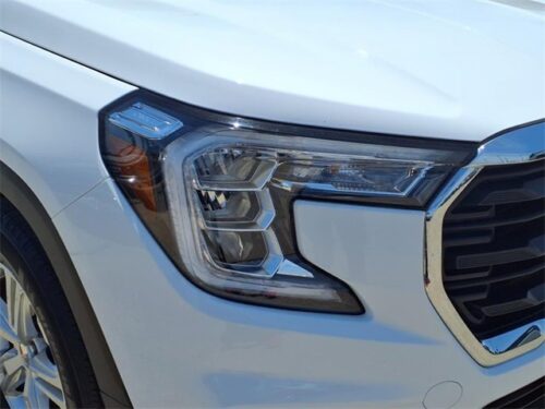 2024 GMC Terrain - Image 8