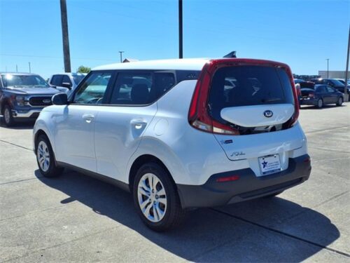 2021 KIA Soul - Image 4