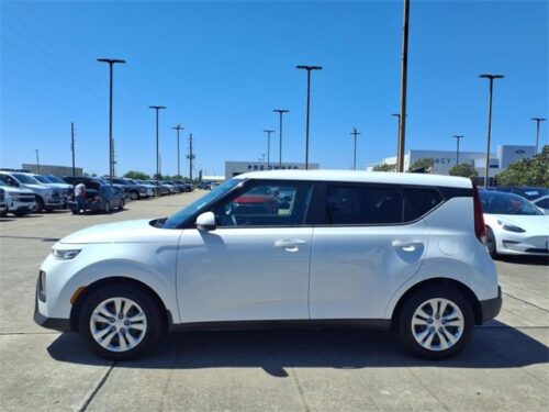 2021 KIA Soul - Image 3