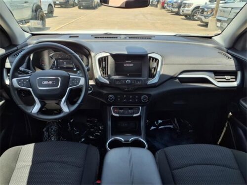 2024 GMC Terrain - Image 28