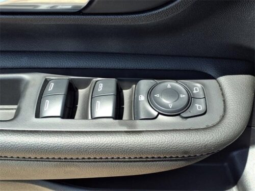 2024 GMC Terrain - Image 23