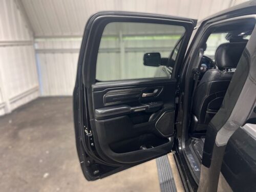 2019 RAM 1500 - Image 9