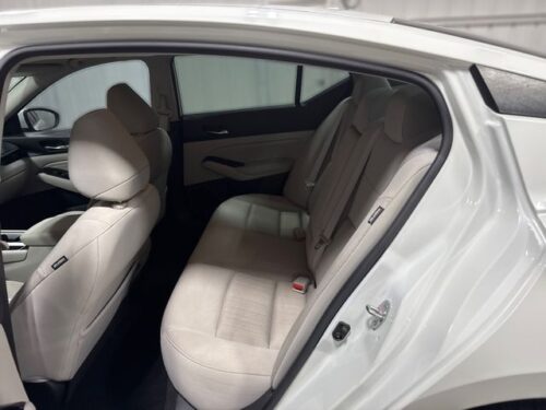 2021 NISSAN Altima - Image 21