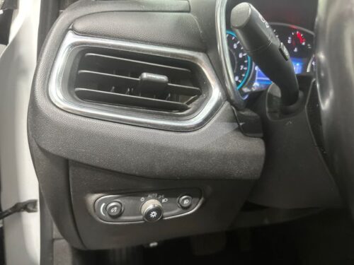 2021 CHEVROLET Equinox - Image 13