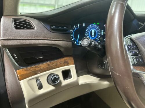 2017 CADILLAC Escalade - Image 15