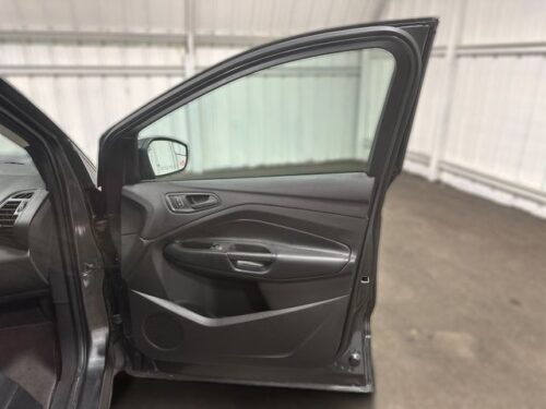 2019 FORD Escape - Image 10