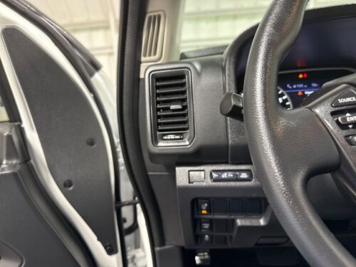 2023 NISSAN Frontier - Image 15