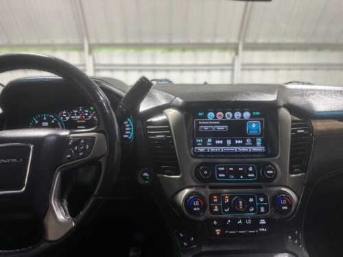 2019 GMC Yukon - Image 19