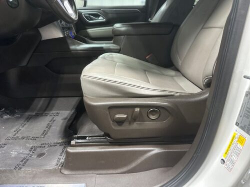 2021 GMC Yukon XL - Image 14