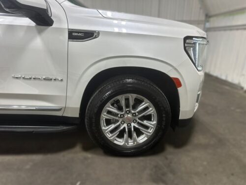 2021 GMC Yukon XL - Image 8