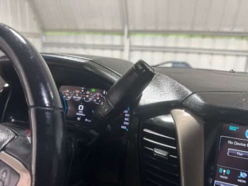 2019 GMC Yukon - Image 2