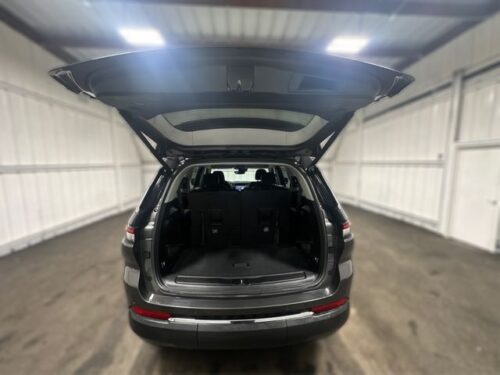 2023 JEEP Grand Cherokee L - Image 19