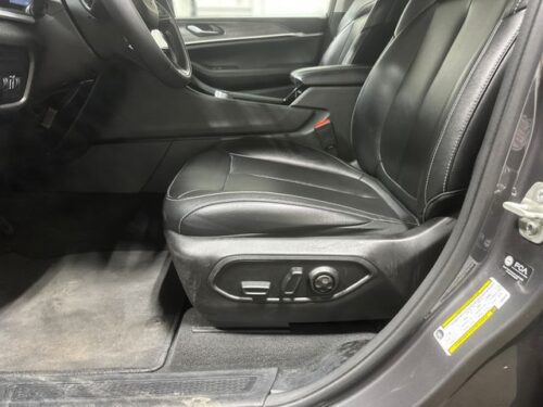 2023 JEEP Grand Cherokee L - Image 13